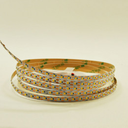 Светодиодная лента 9,6W 4000К 24V 2835 100LED 1см ш/р